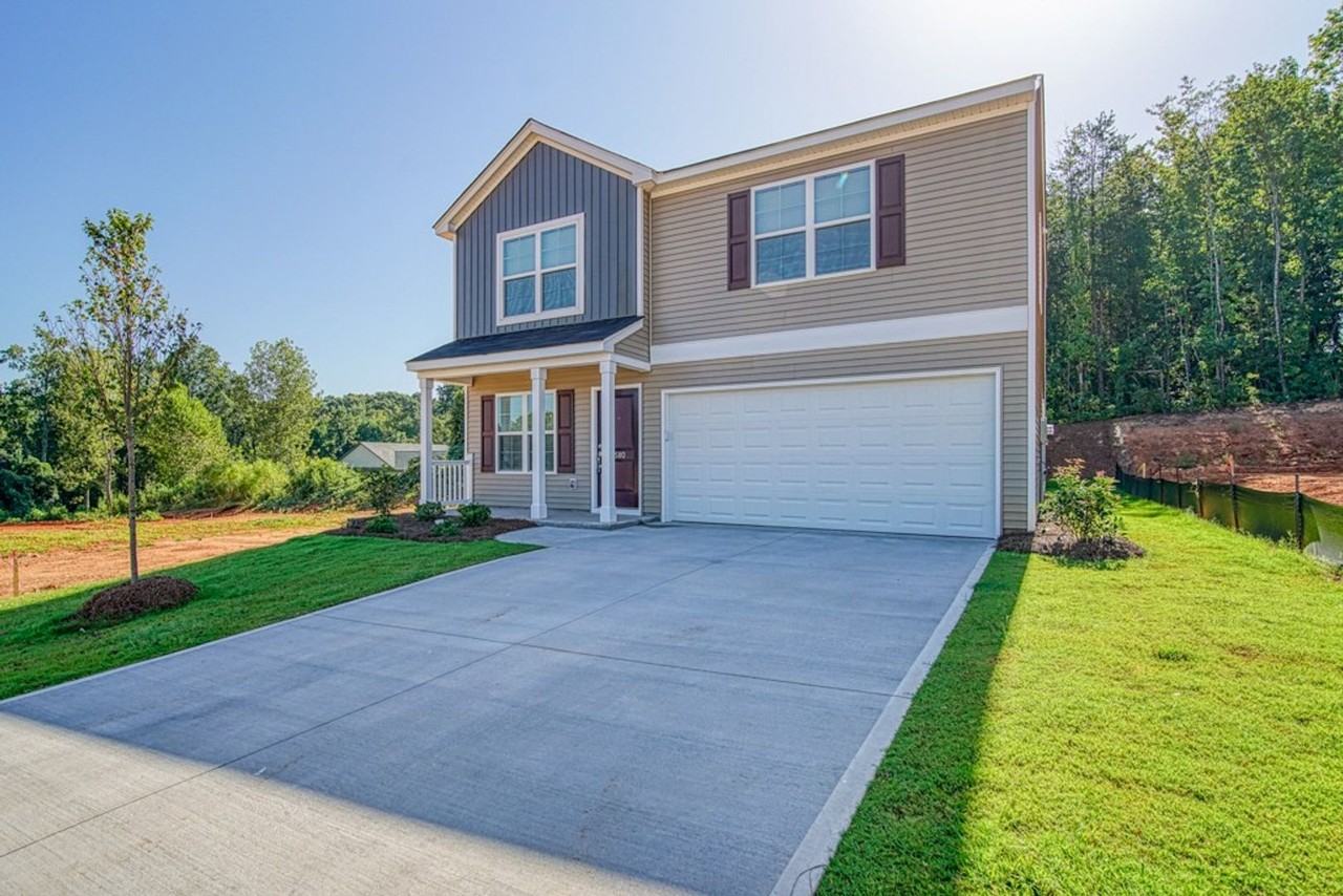 580 Millsgate Cir - Photo 2 of 43