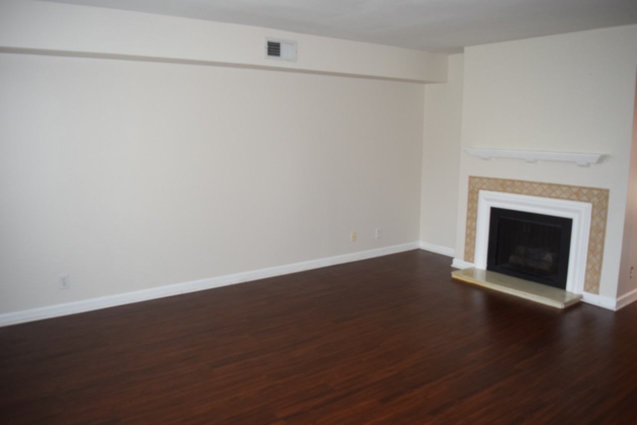 8300 Sawyer Brown Rd - Photo 3 of 33