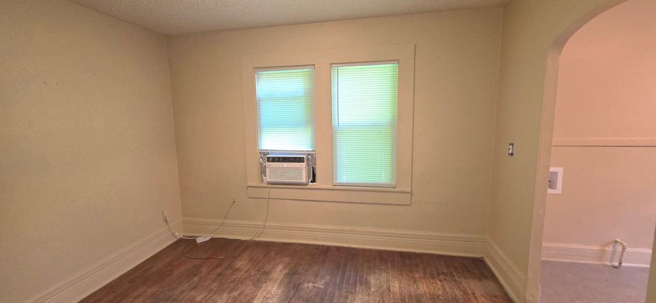 2226 N National Ave - Photo 3 of 7