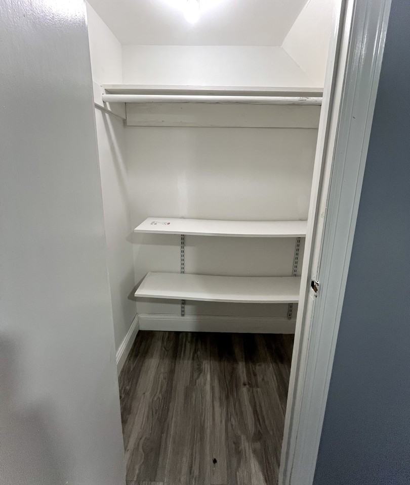 17 Crowell St #B - Photo 4 of 13