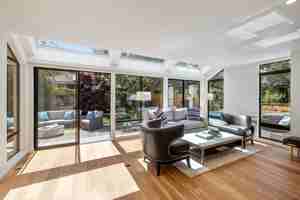 featured image of 3 Corte Las Casas