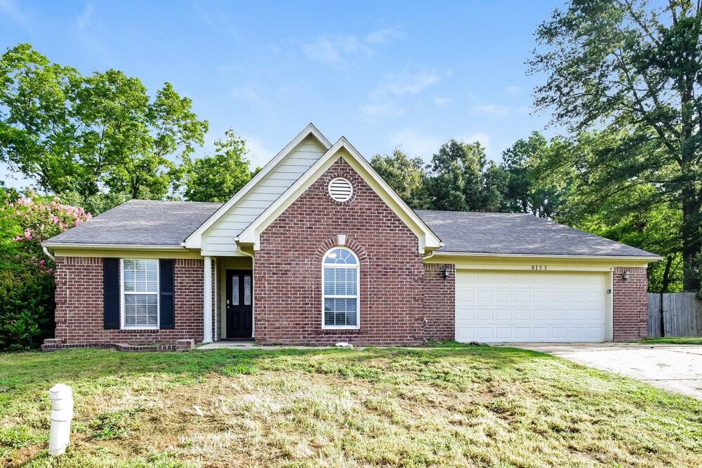 8153 Green Valley Cv - Photo 3 of 16