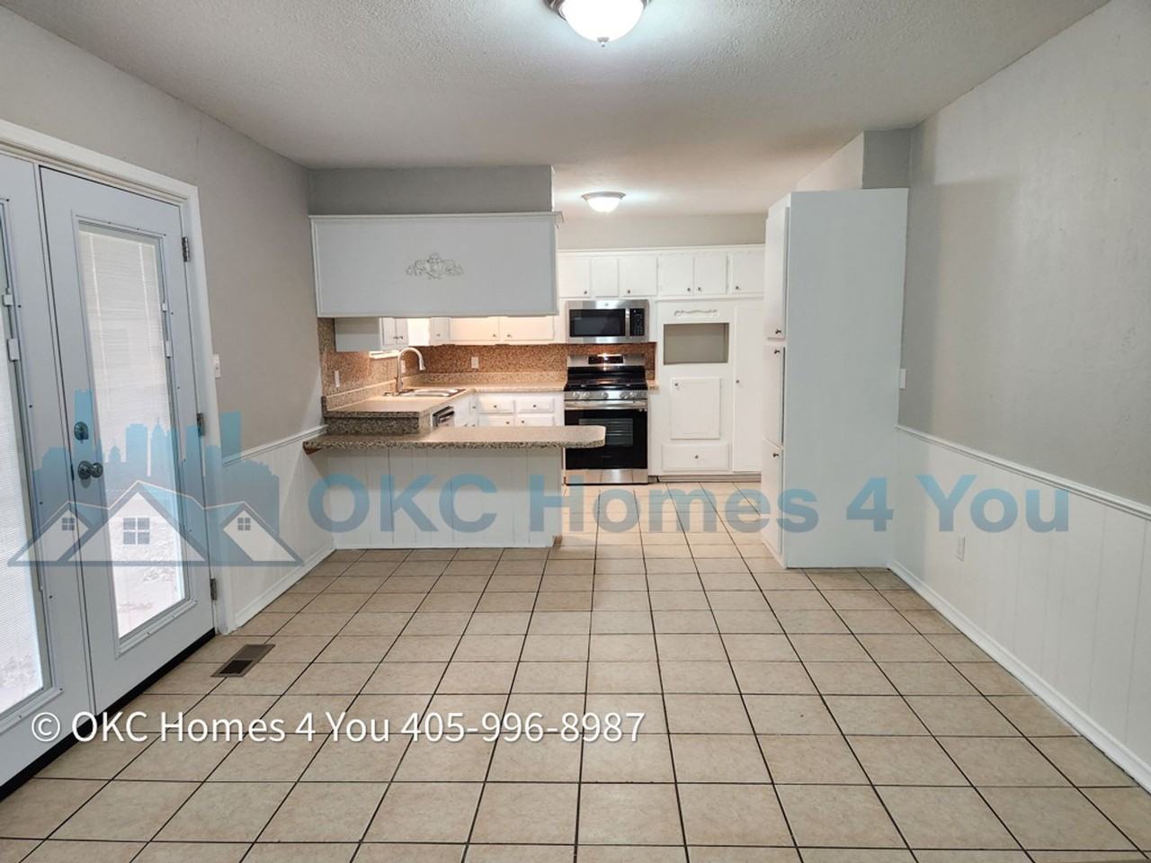 401 Sw 63rd Pl - Photo 7 of 21