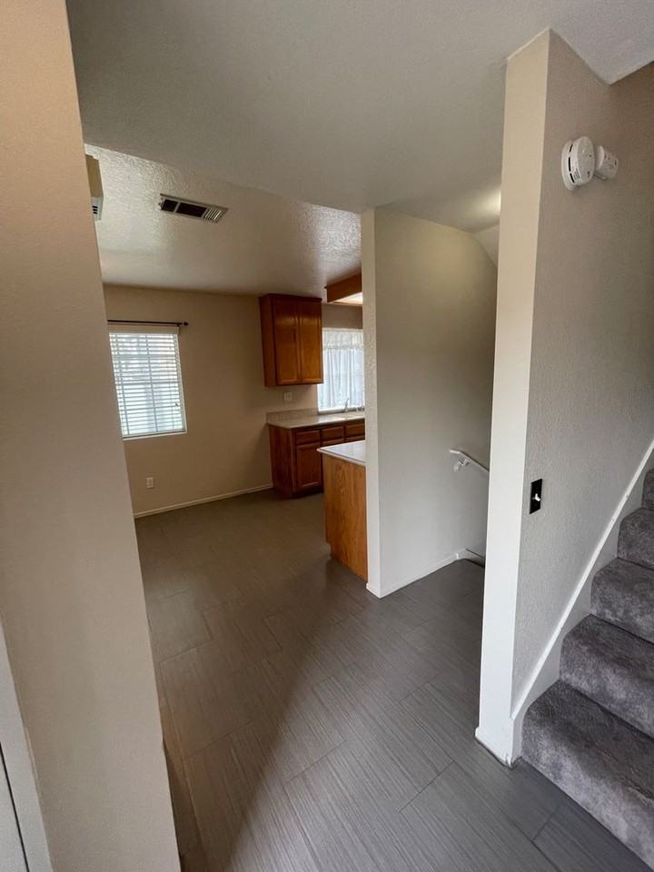 5341 Columbus Pl - Photo 4 of 19