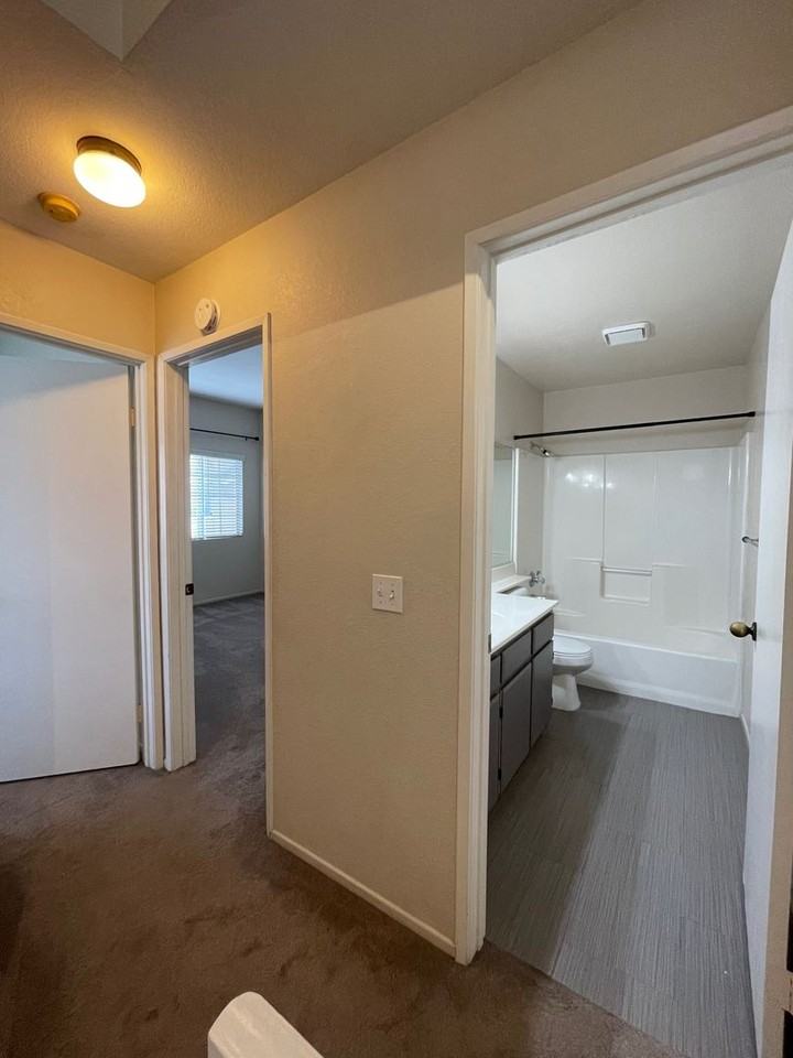 5341 Columbus Pl - Photo 7 of 19