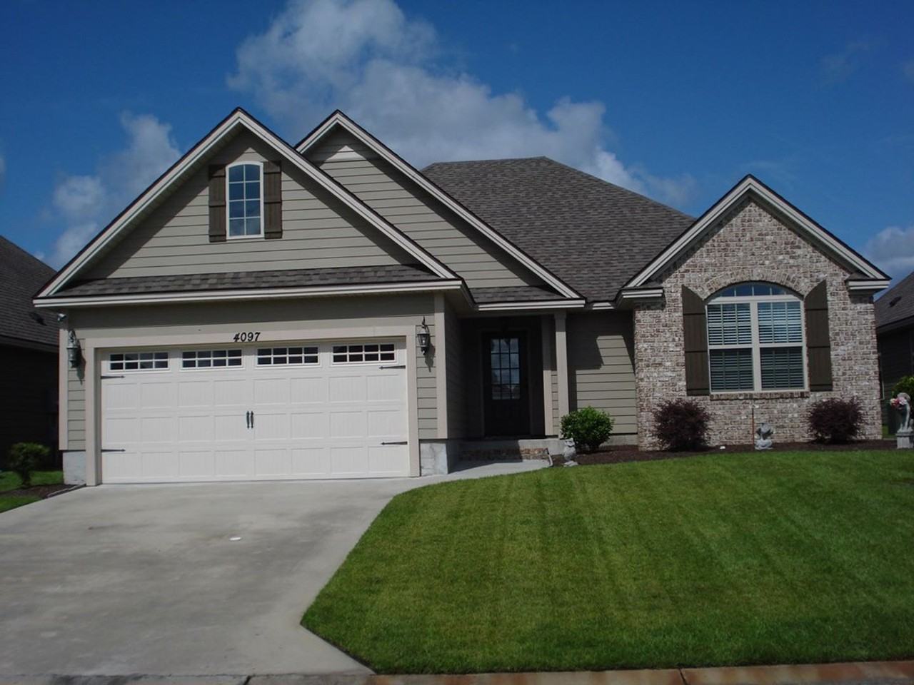 4097 Silver Gln - Photo 2 of 20