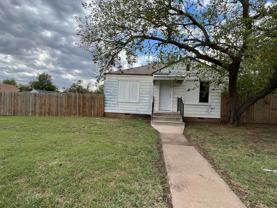 1601 Nw Bell Ave - Photo 1 of 1