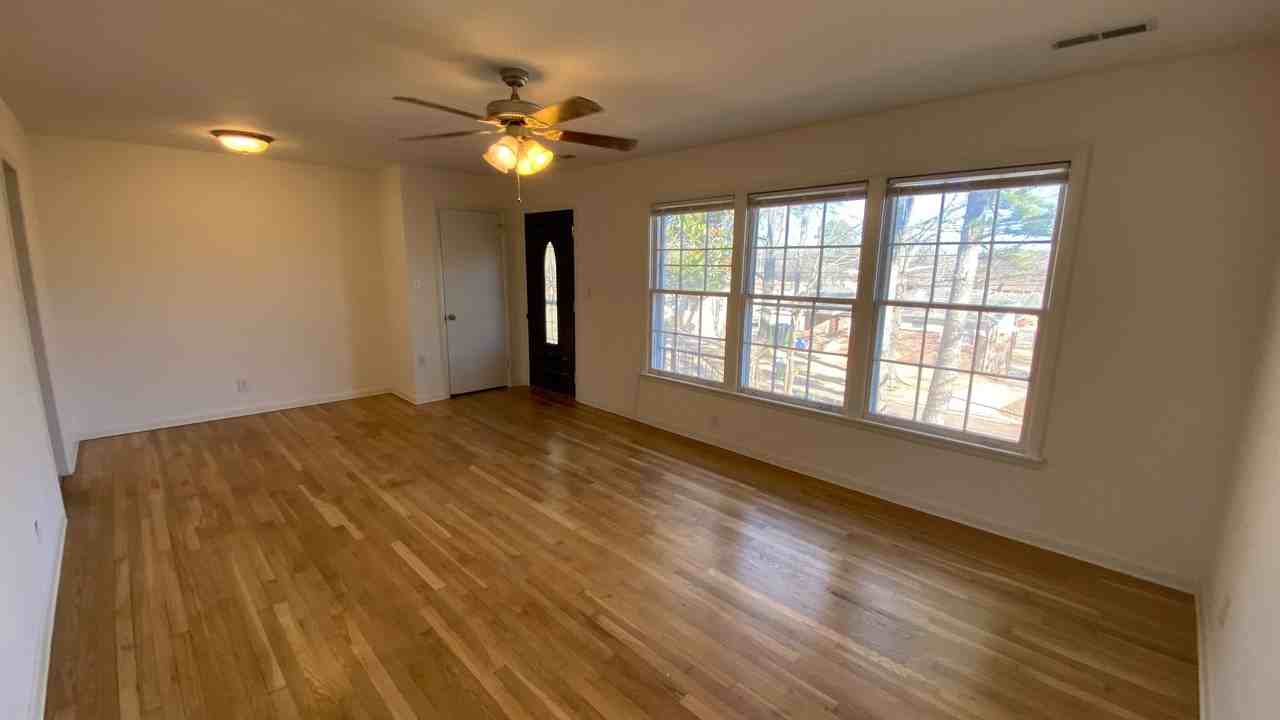 2517 Piney Branch Rd Nw - Photo 3 of 27