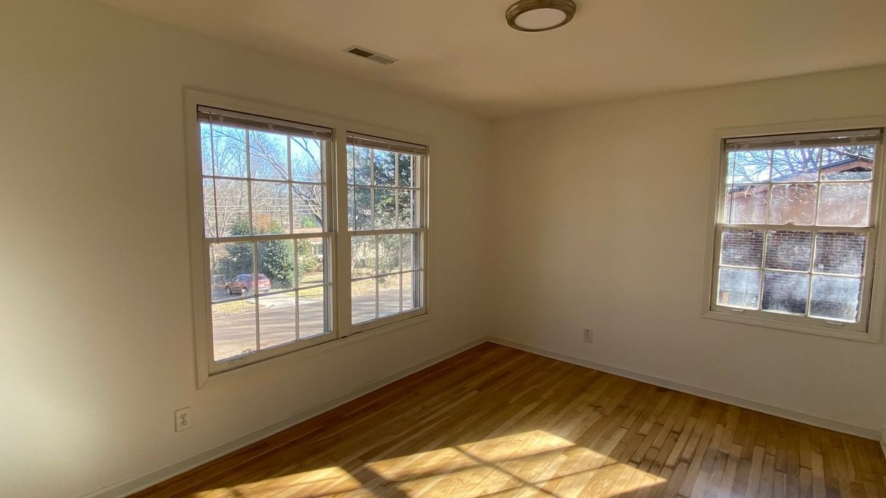 2517 Piney Branch Rd Nw - Photo 6 of 27