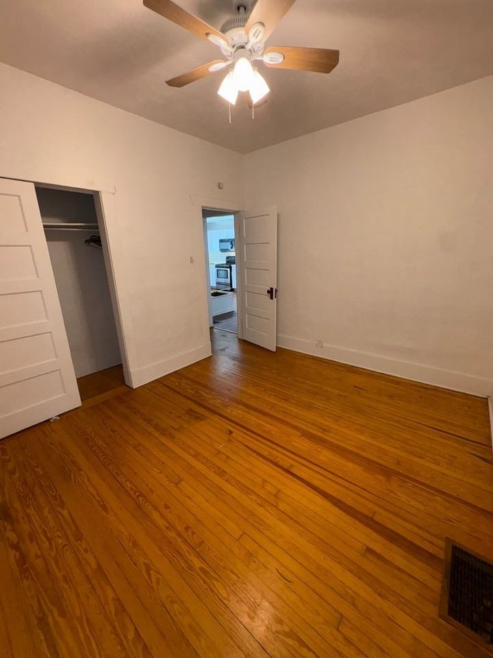 678 S Corona St - Photo 7 of 20