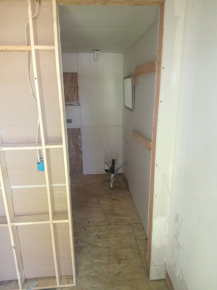 Meadowbrook Ct - Photo 2 of 12