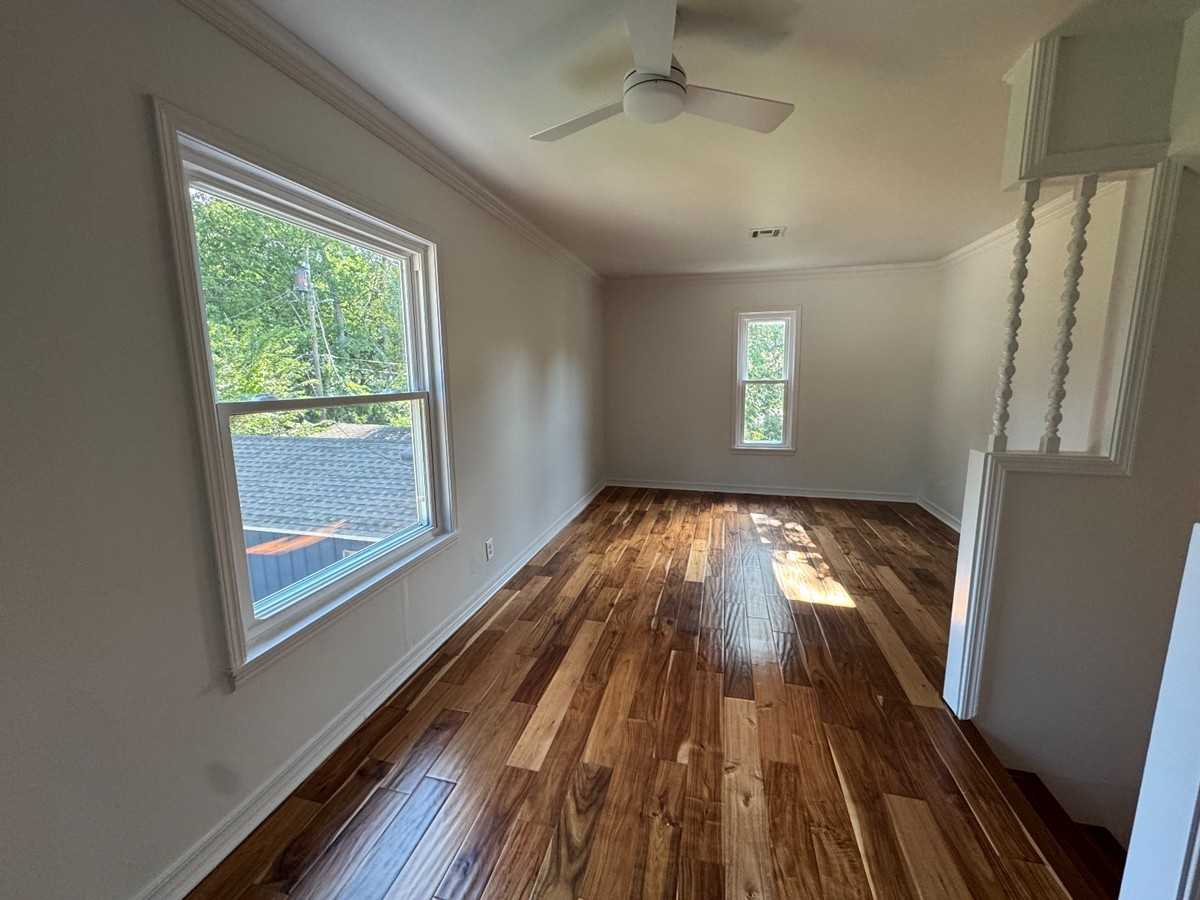 1119 W Eufaula St #1 - Photo 6 of 14
