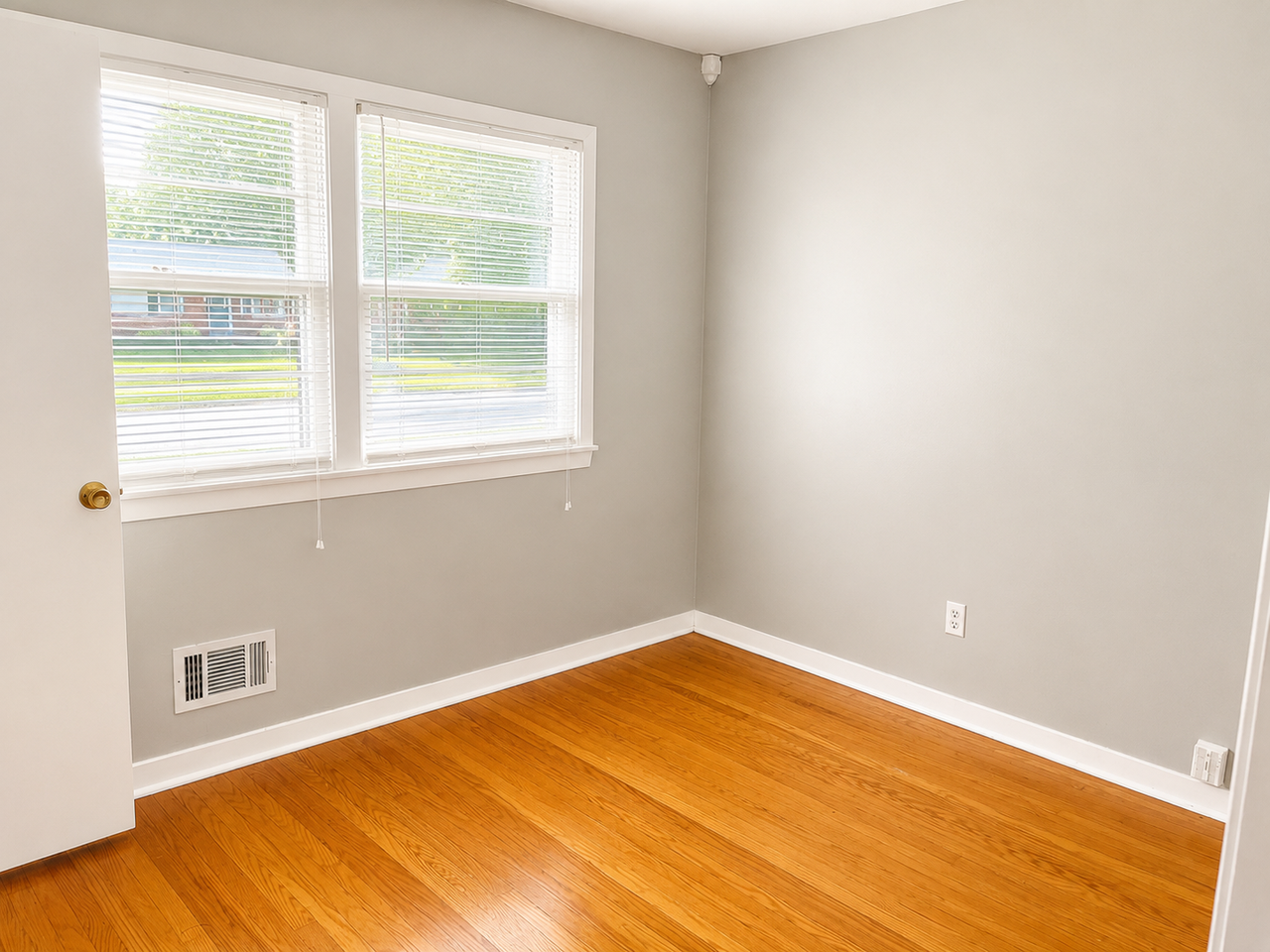 6207 Middlerose Cir - Photo 6 of 14