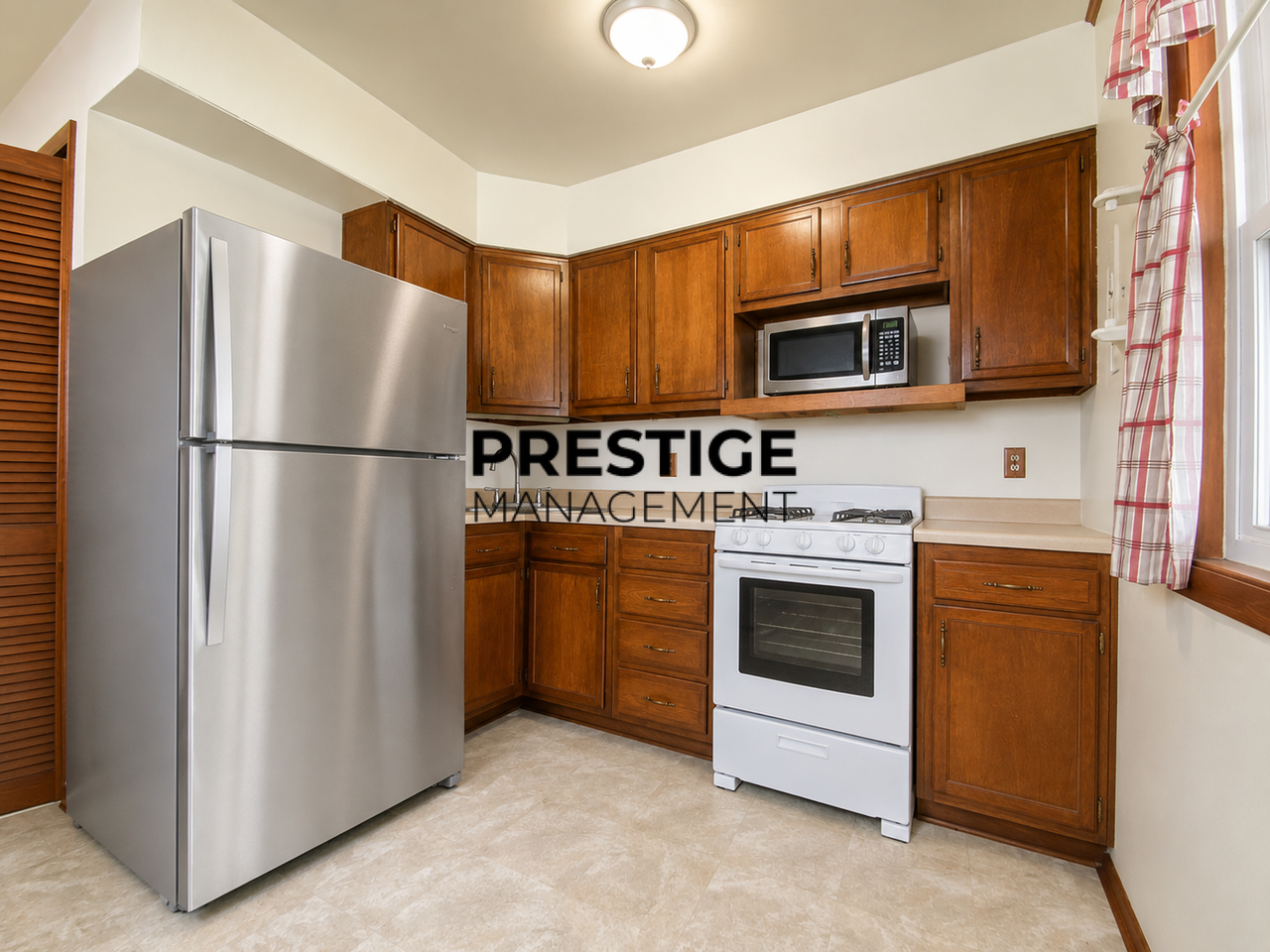 1229 W 44th Pl - Photo 3 of 8