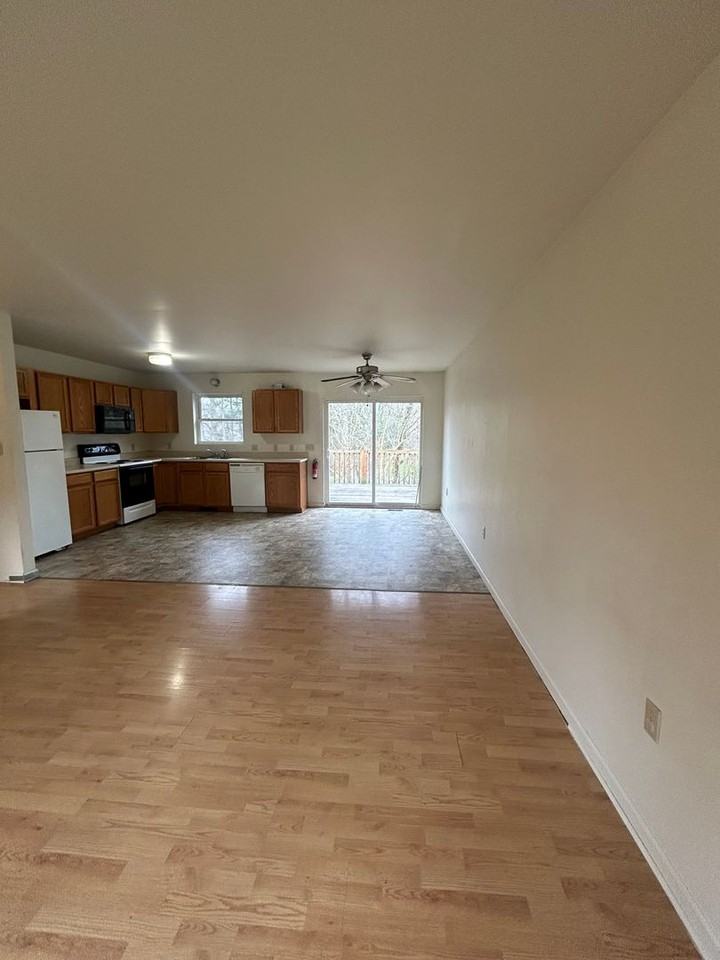 103 Grandview Rd - Photo 6 of 22