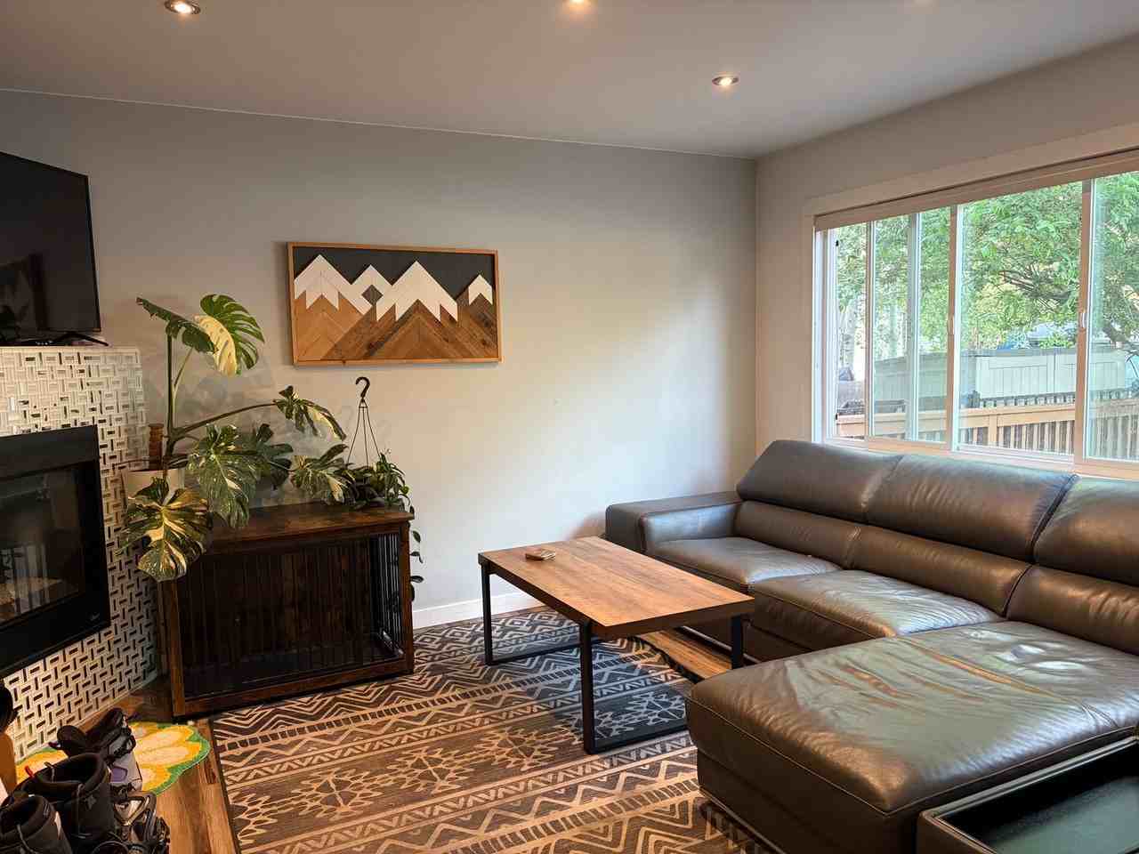 30 Sequoia Ct - Photo 2 of 6