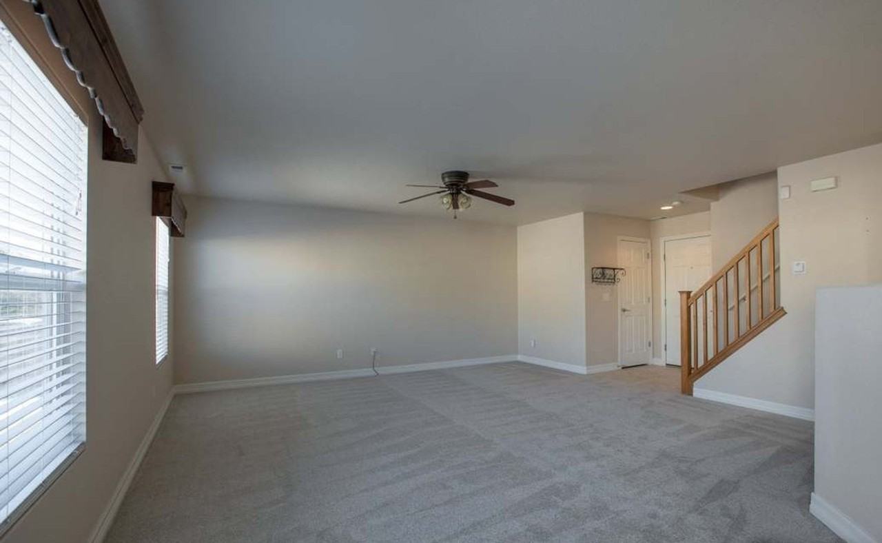 4026 Berwick Ln - Photo 2 of 18