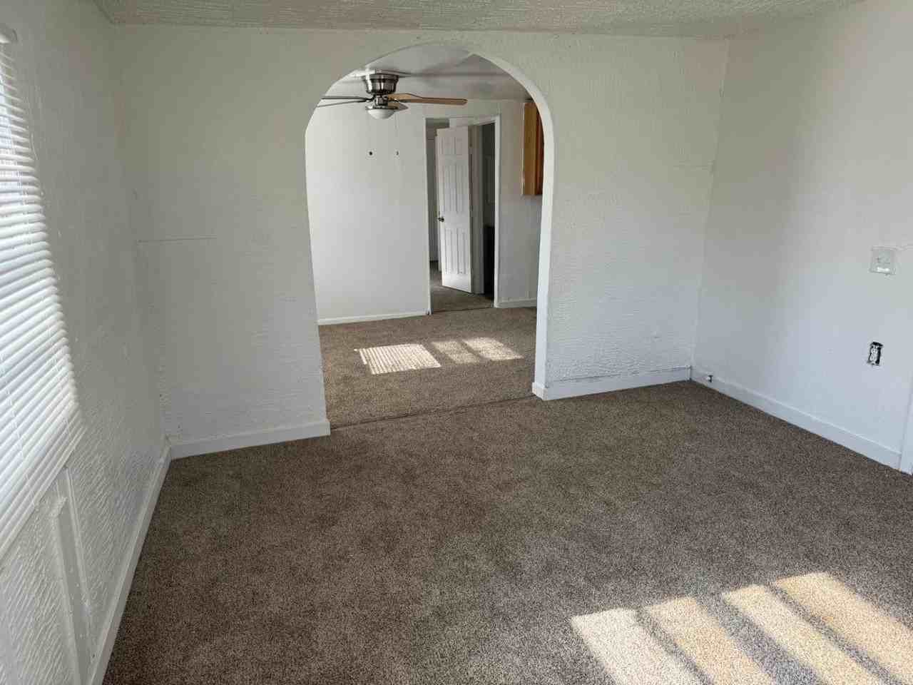 3008 Colgate St - Photo 2 of 8