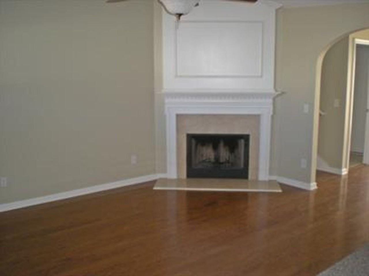 145 Pickett Creek Ln - Photo 4 of 20
