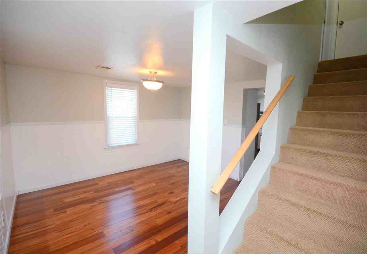 406 High Point Ave - Photo 4 of 43