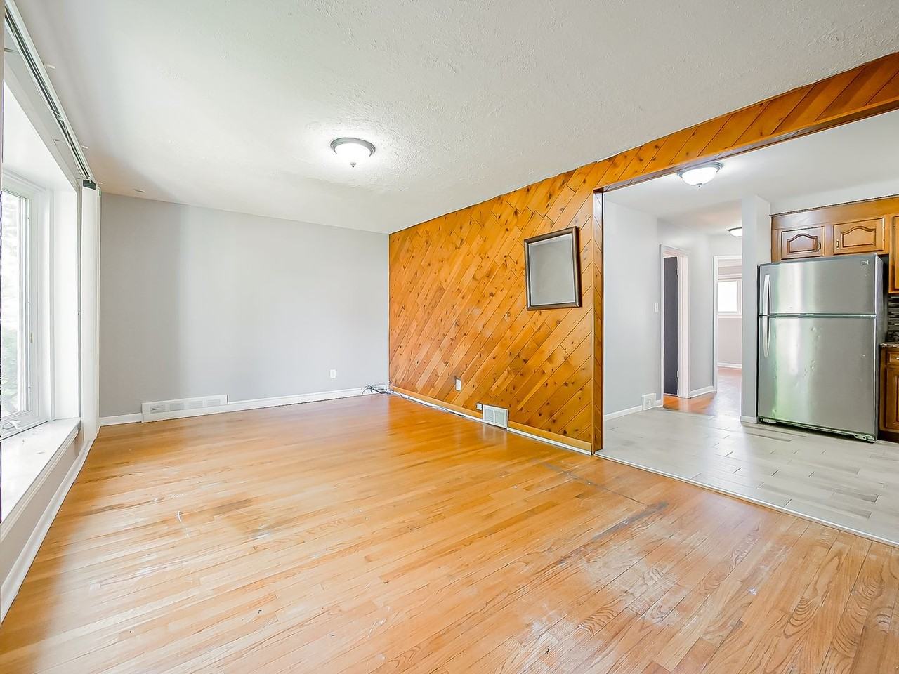 28783 Leona St - Photo 3 of 38