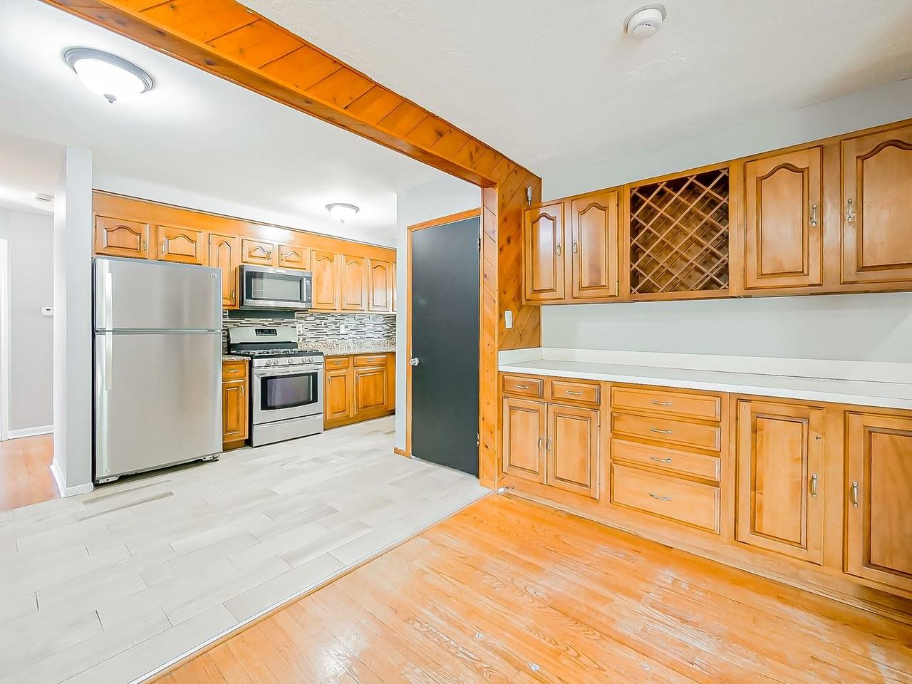 28783 Leona St - Photo 5 of 38