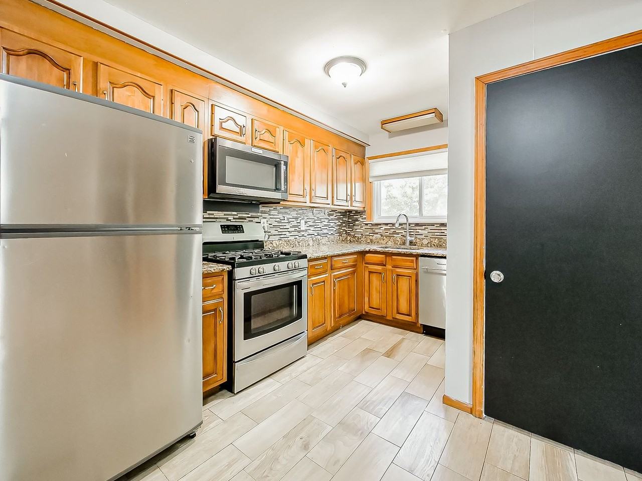 28783 Leona St - Photo 7 of 38