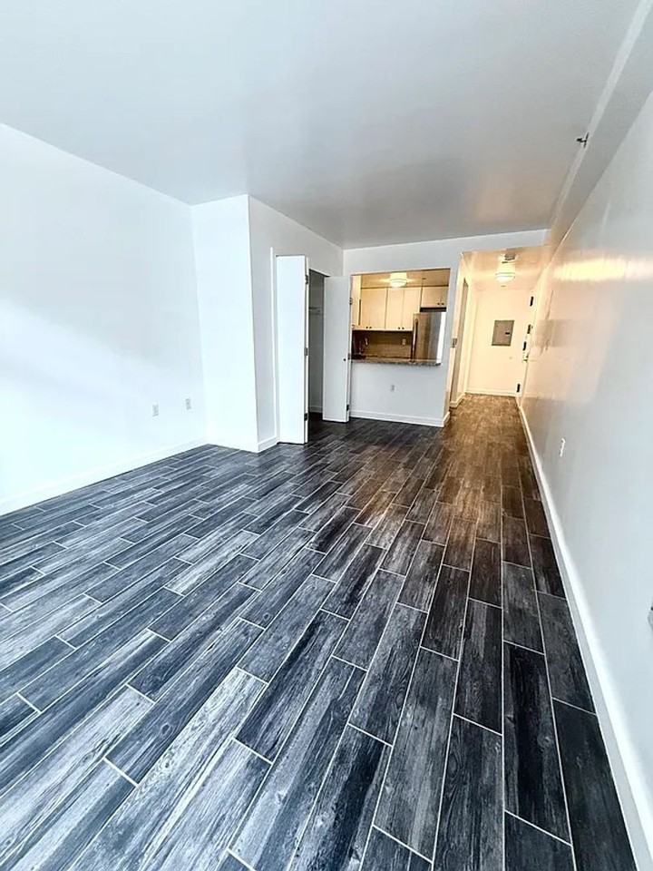 303 W 146th St #1F - Photo 2 of 8