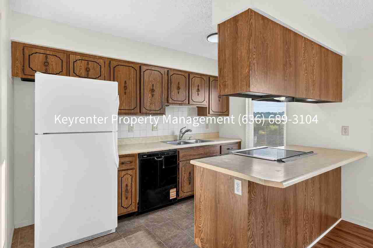 761 Highland Hill Ct - Photo 5 of 30