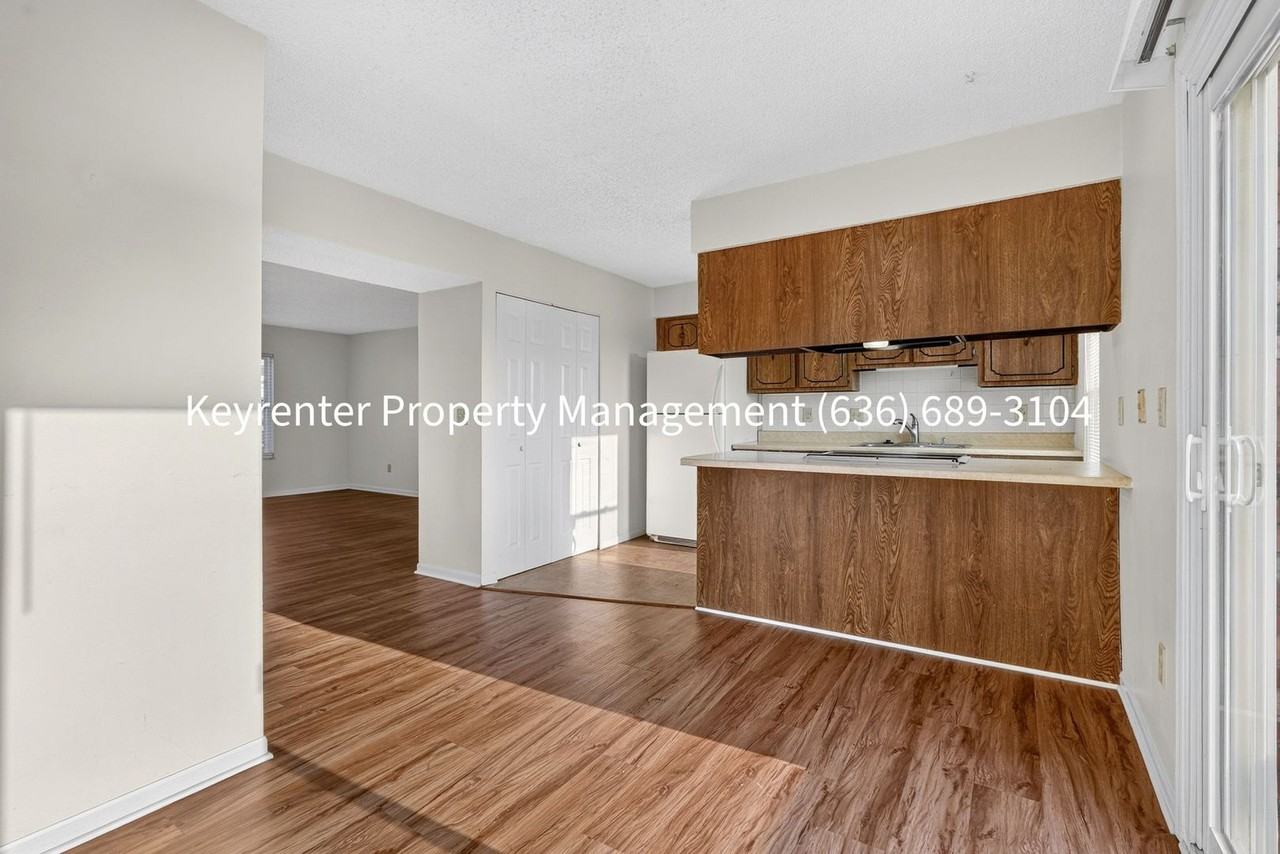 761 Highland Hill Ct - Photo 7 of 30