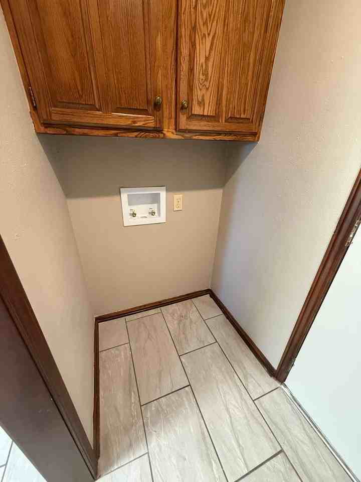 9317 Belhaven Vw - Photo 2 of 26