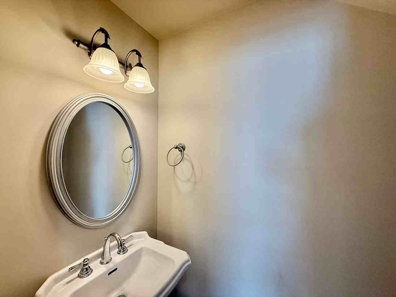 7758 Acc Blvd - Photo 6 of 18