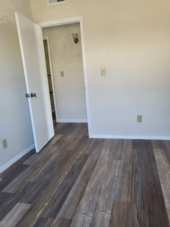 11149 Paducah Ave #1 - Photo 3 of 20
