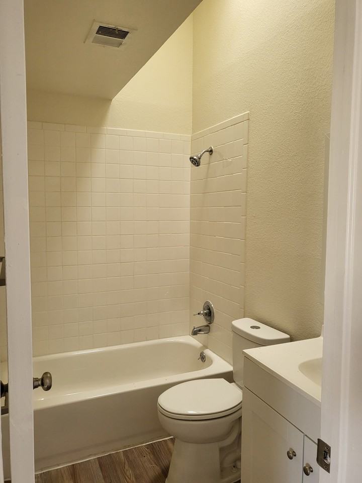 11149 Paducah Ave #1 - Photo 7 of 20