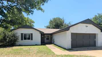 featured image of 1416 Nw 103rd St