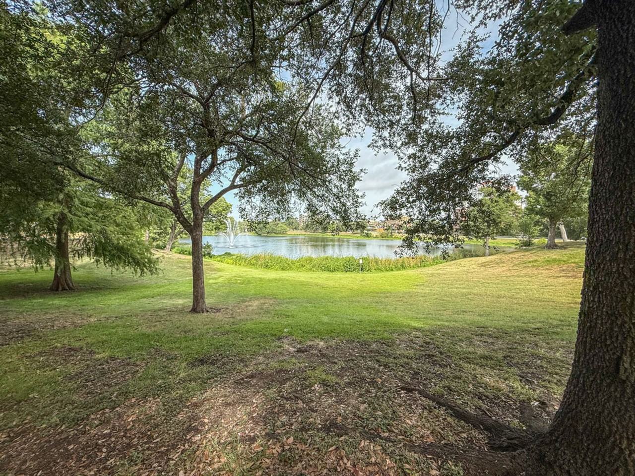 808 Blaylock Dr - Photo 6 of 7