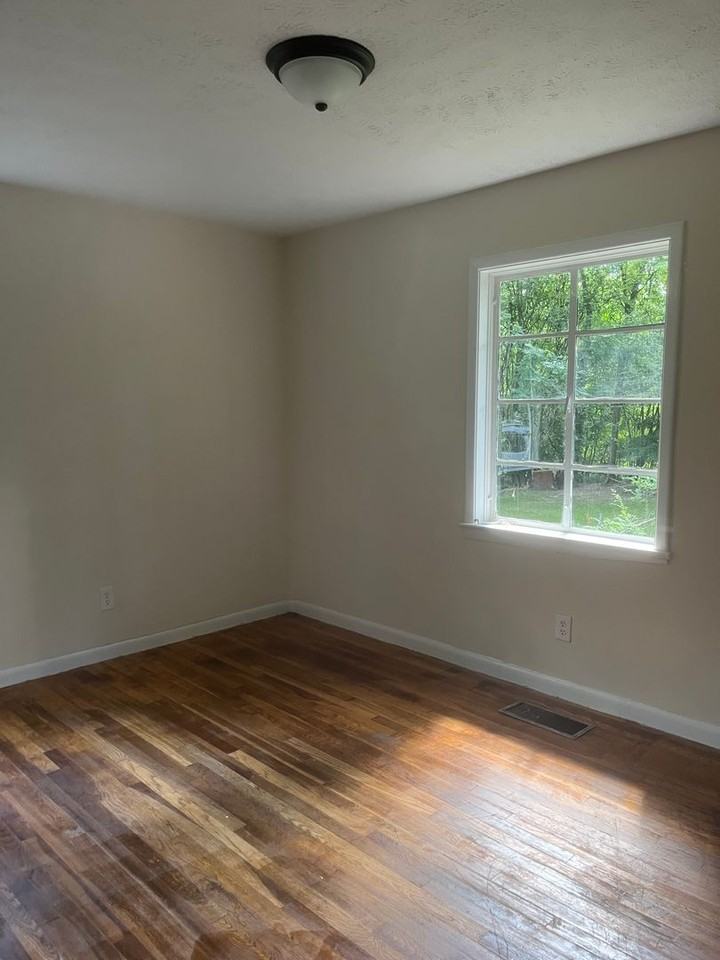 4324 El Paso St - Photo 5 of 6