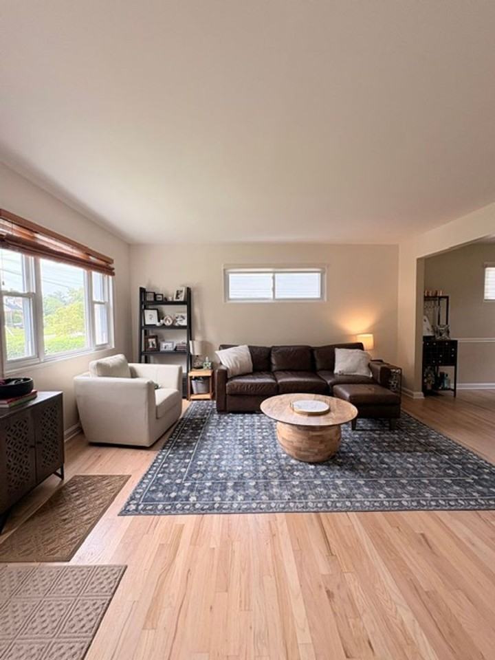 13520 Grenoble Dr - Photo 3 of 36