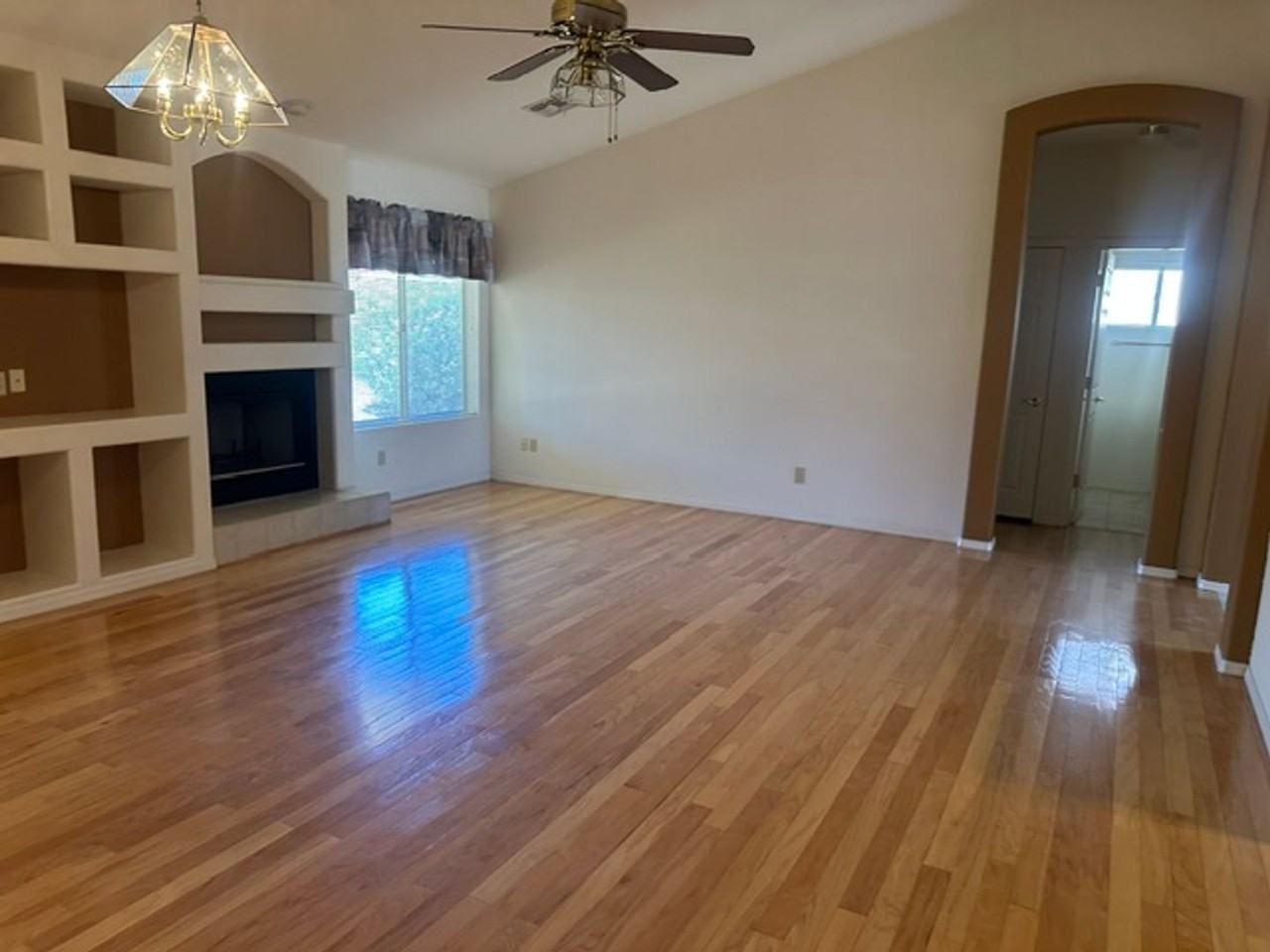 16132 E Glendora Dr - Photo 3 of 34