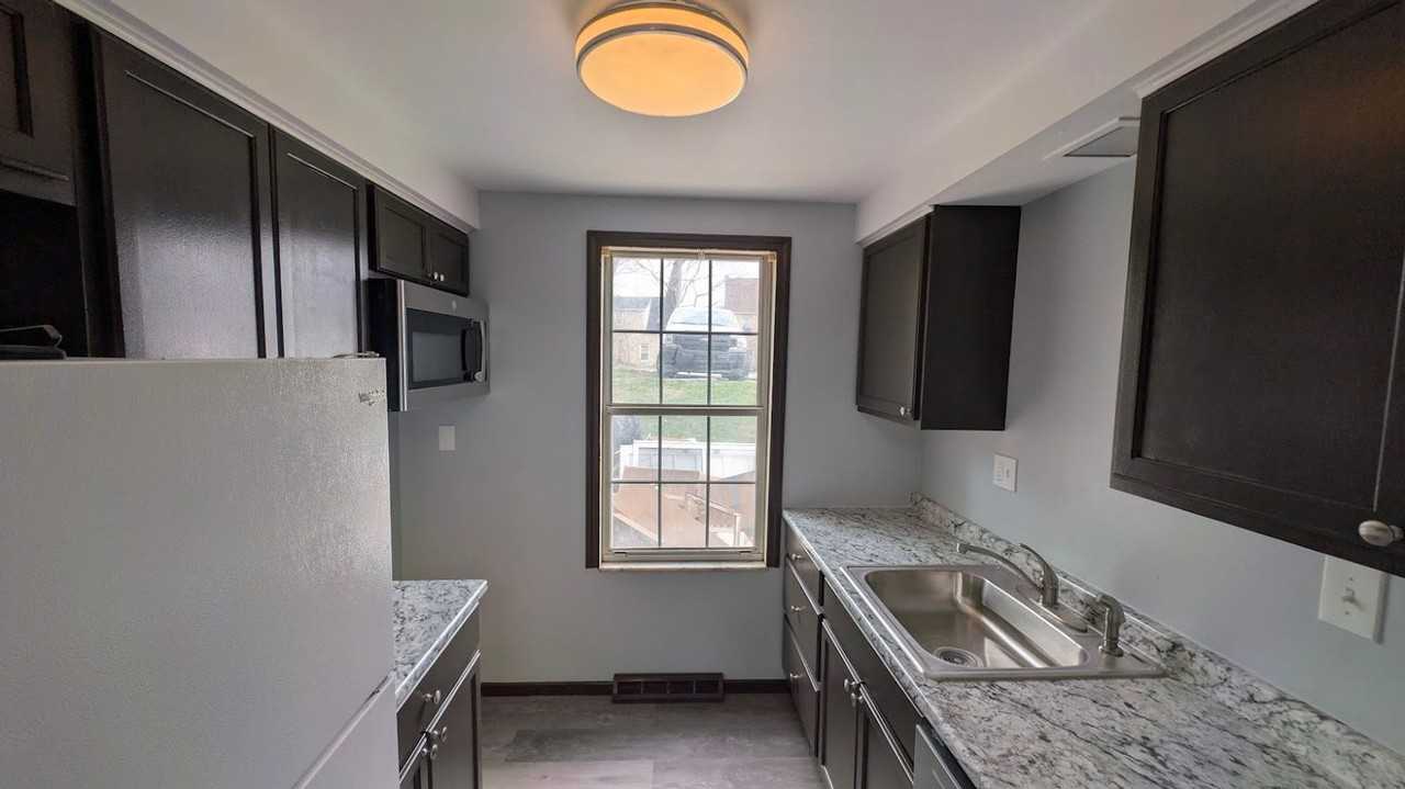12 Sedalia Ave #14A - Photo 2 of 9