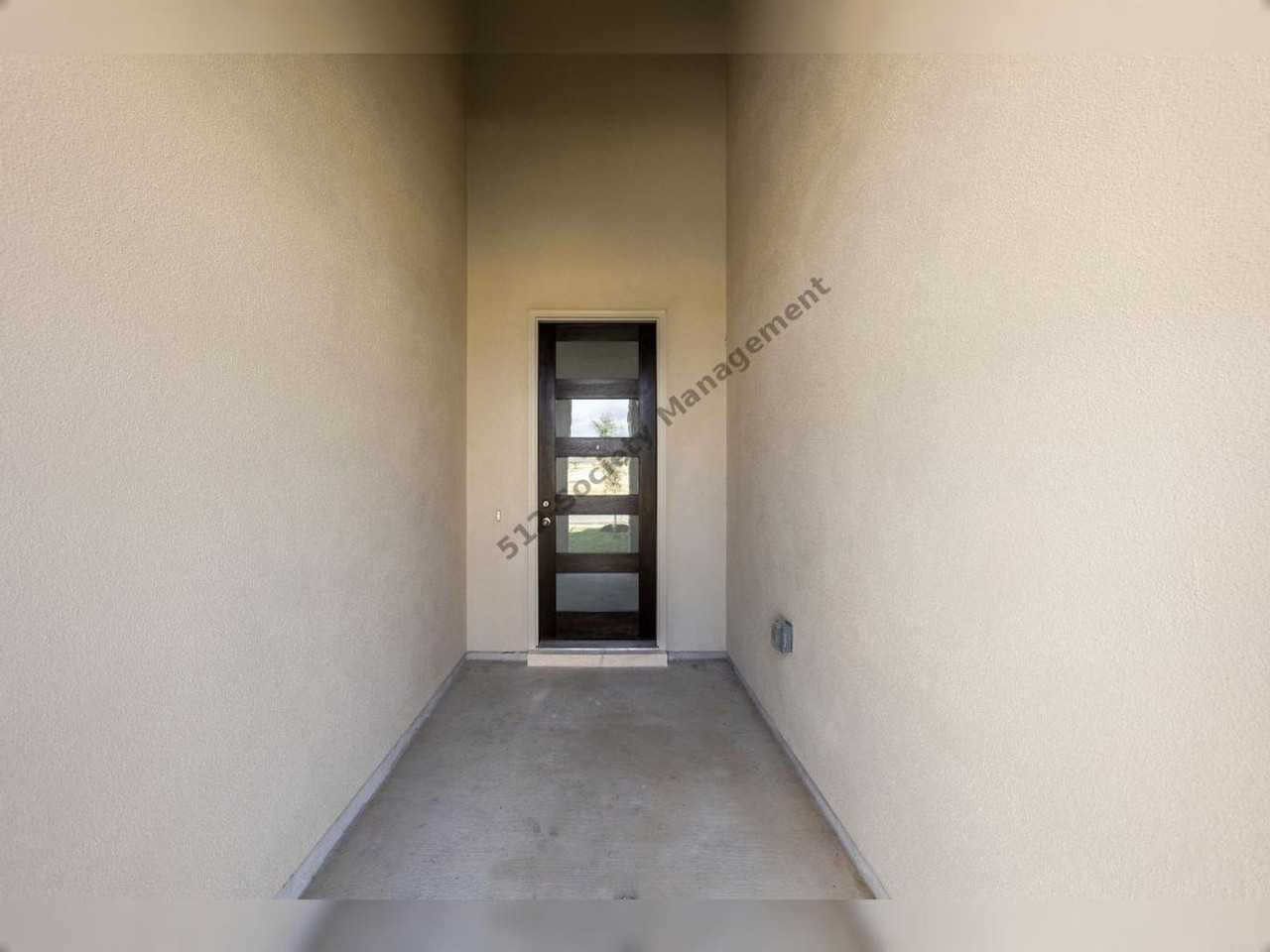 320 Coral Gate Trl - Photo 2 of 50