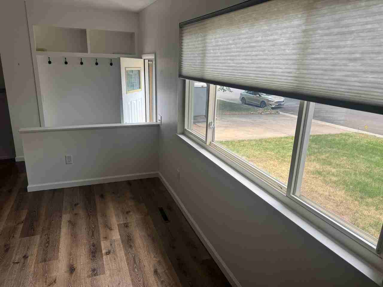 1404 Elm St - Photo 2 of 9