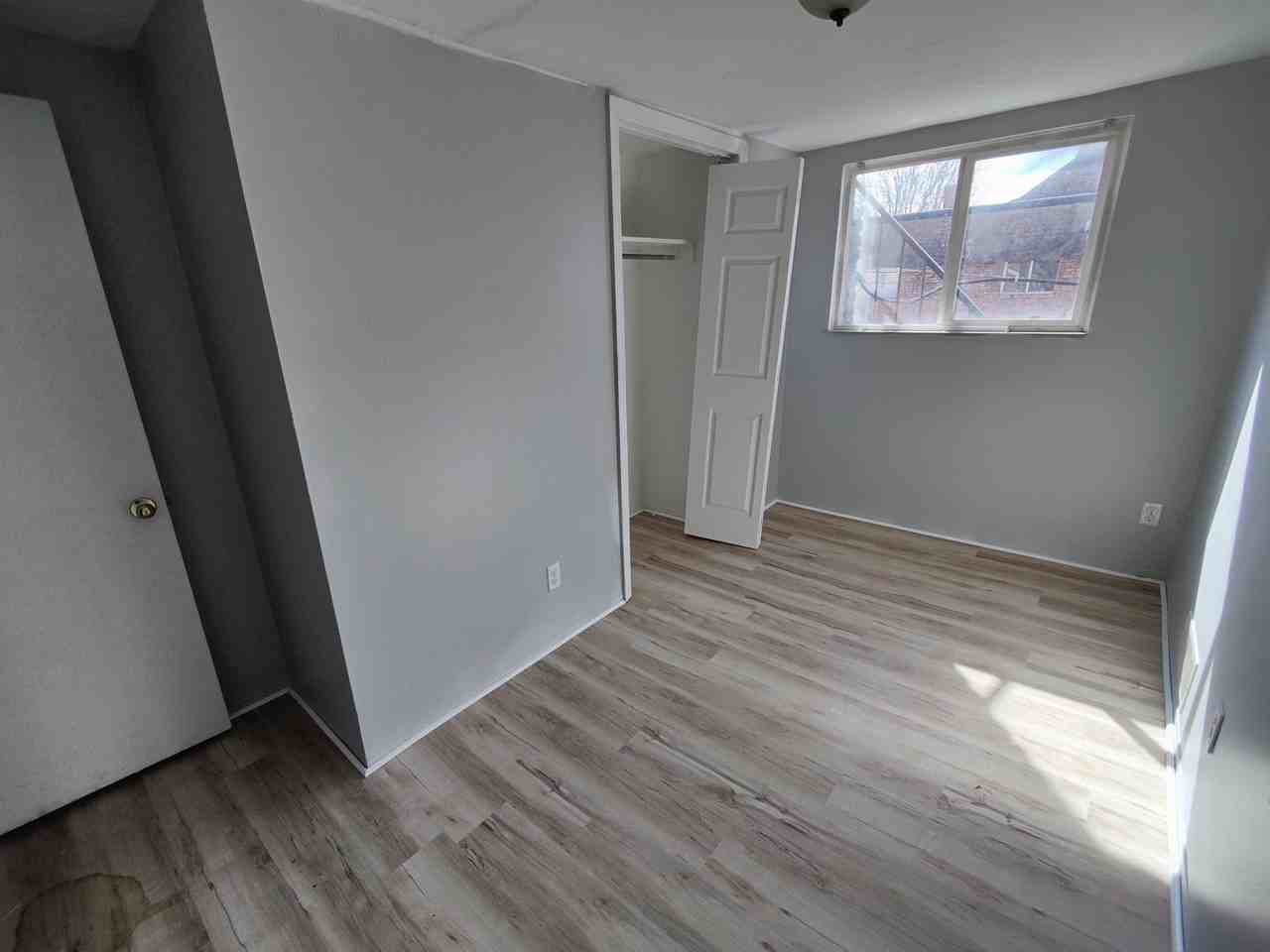 742 Ohio Ave - Photo 5 of 16