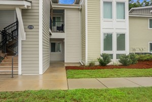featured image of 278 Alexandra Dr #2