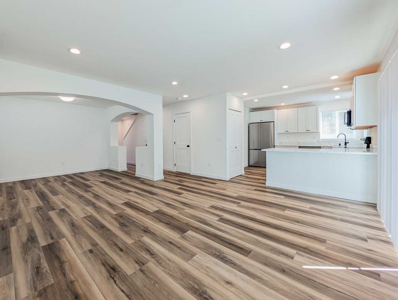 1625 114th St Ne - Photo 4 of 15