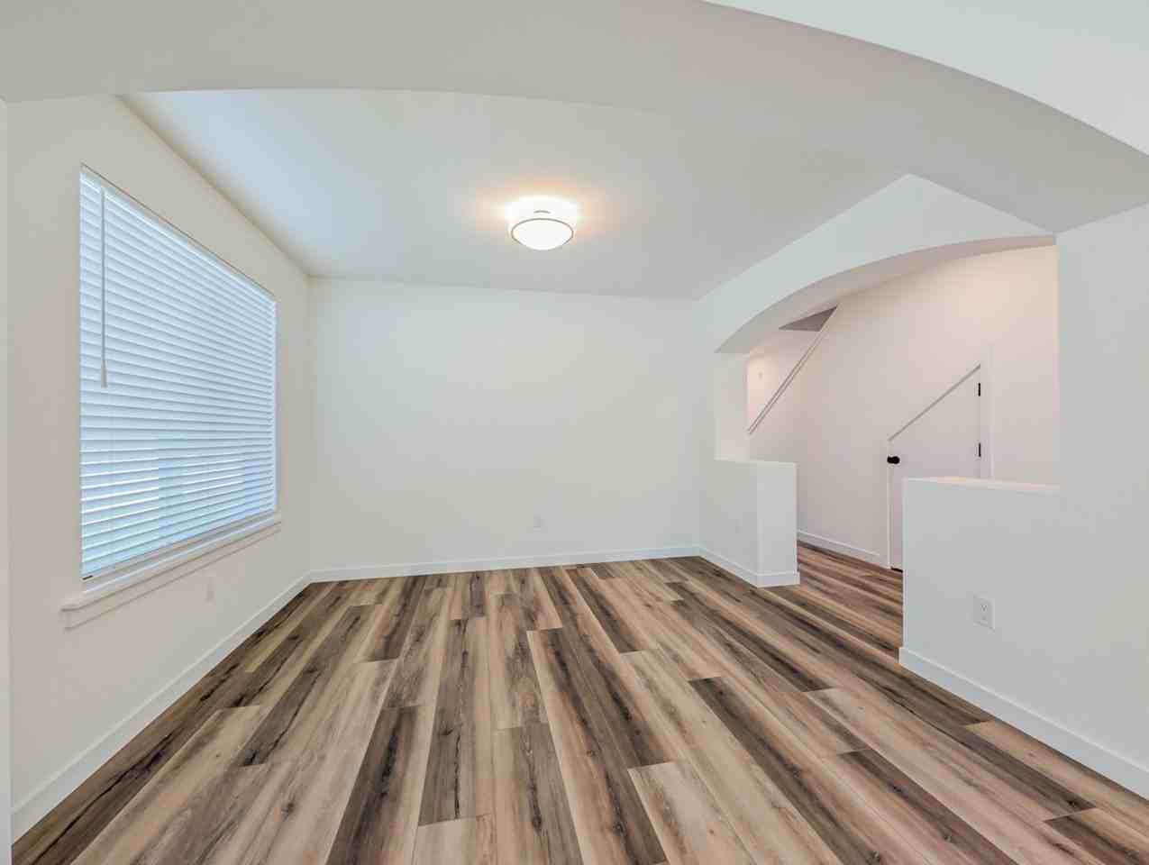 1625 114th St Ne - Photo 5 of 15