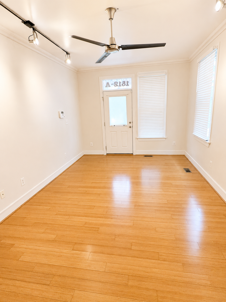 1512 Porter St - Photo 4 of 18