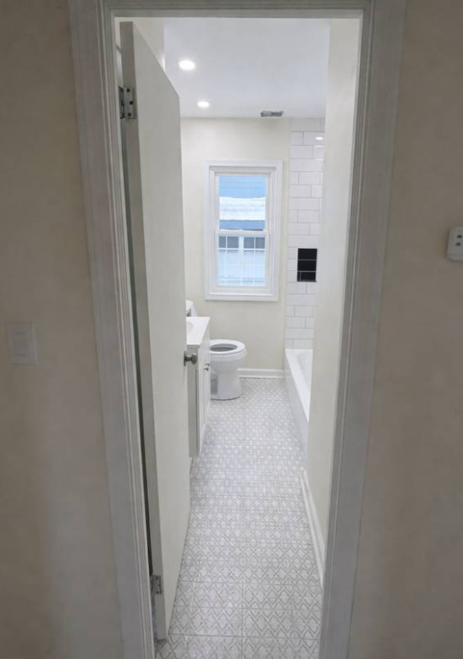 20215 Sunset Dr - Photo 2 of 11