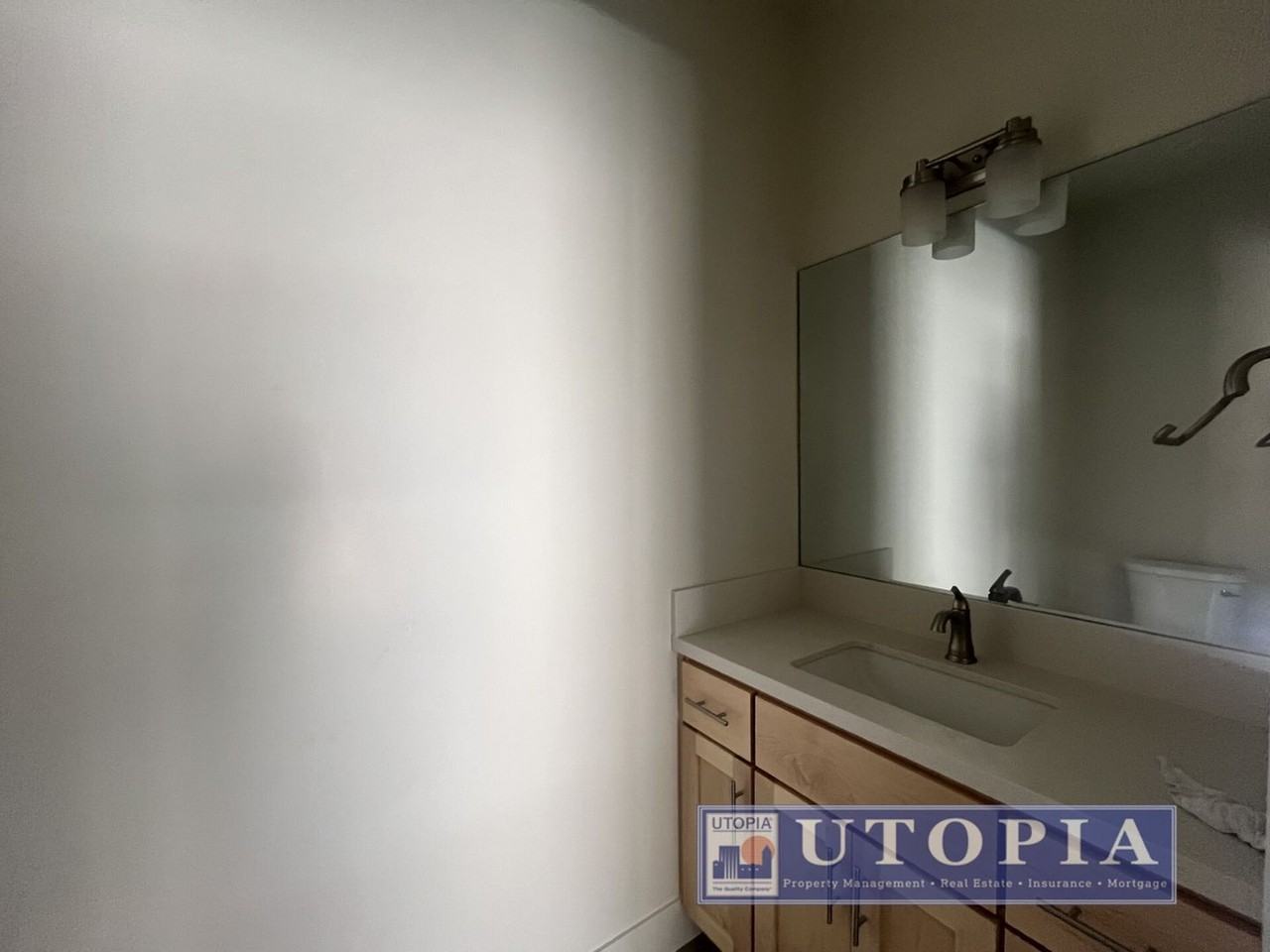 528 Dufour St - Photo 6 of 19