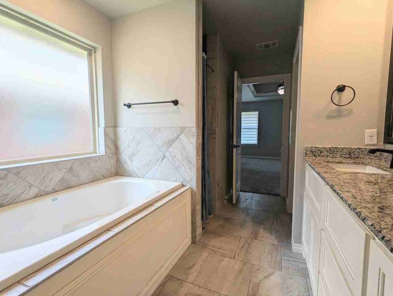 15808 Iron Ridge Rd - Photo 7 of 13